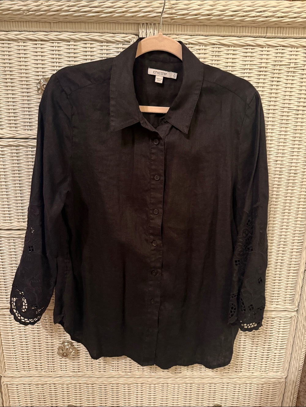 Chico's Black linen Button-Front Eyelet Sleeve Shirt